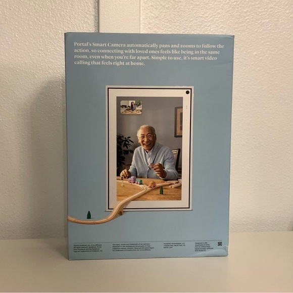 Meta Facebook Portal Video Calling Touch Screen 10” White Smart Alexa Messenger - Picture 6 of 16